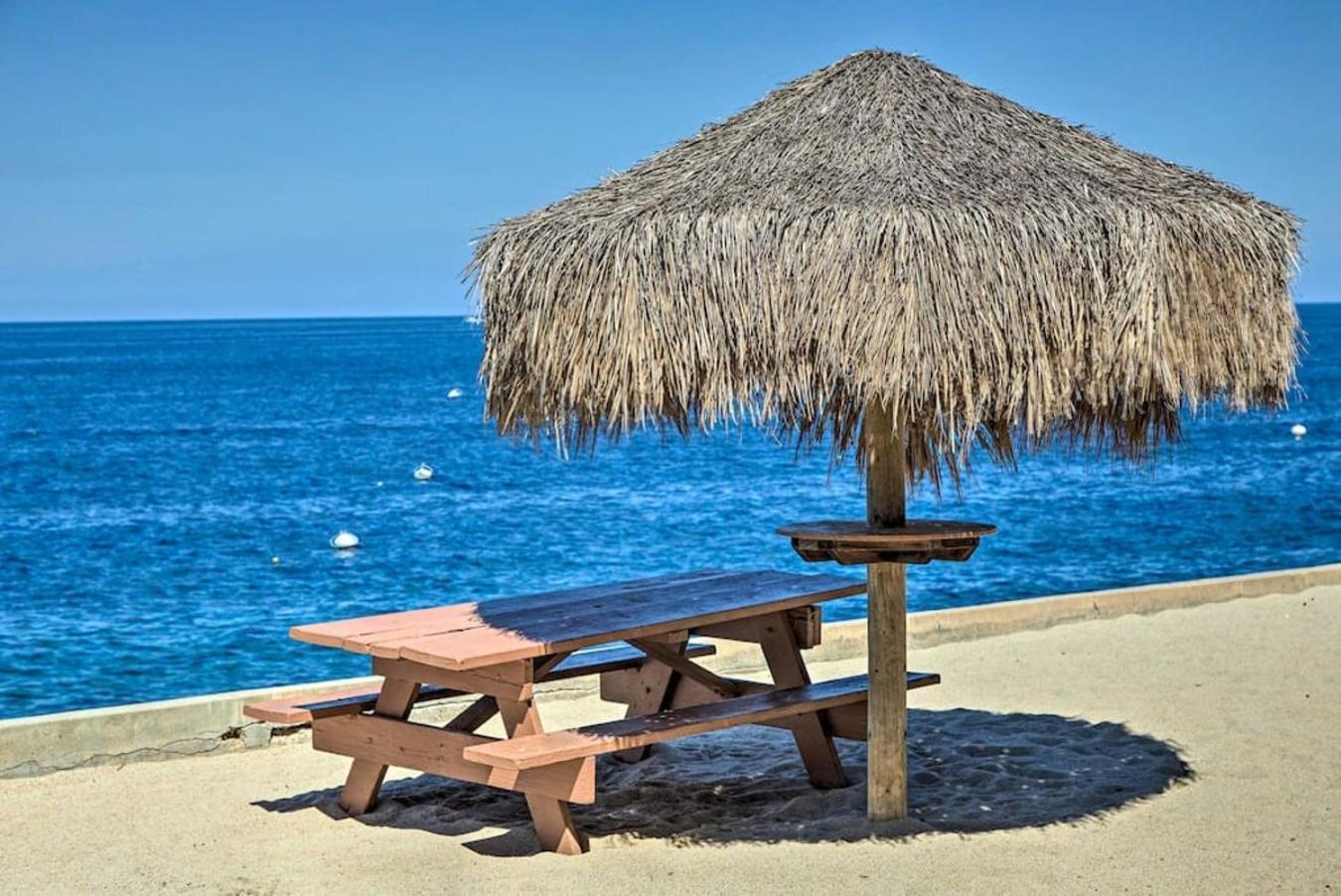 Gorgeous Oceanfront Villa With Panoramic Views Avalon Luaran gambar