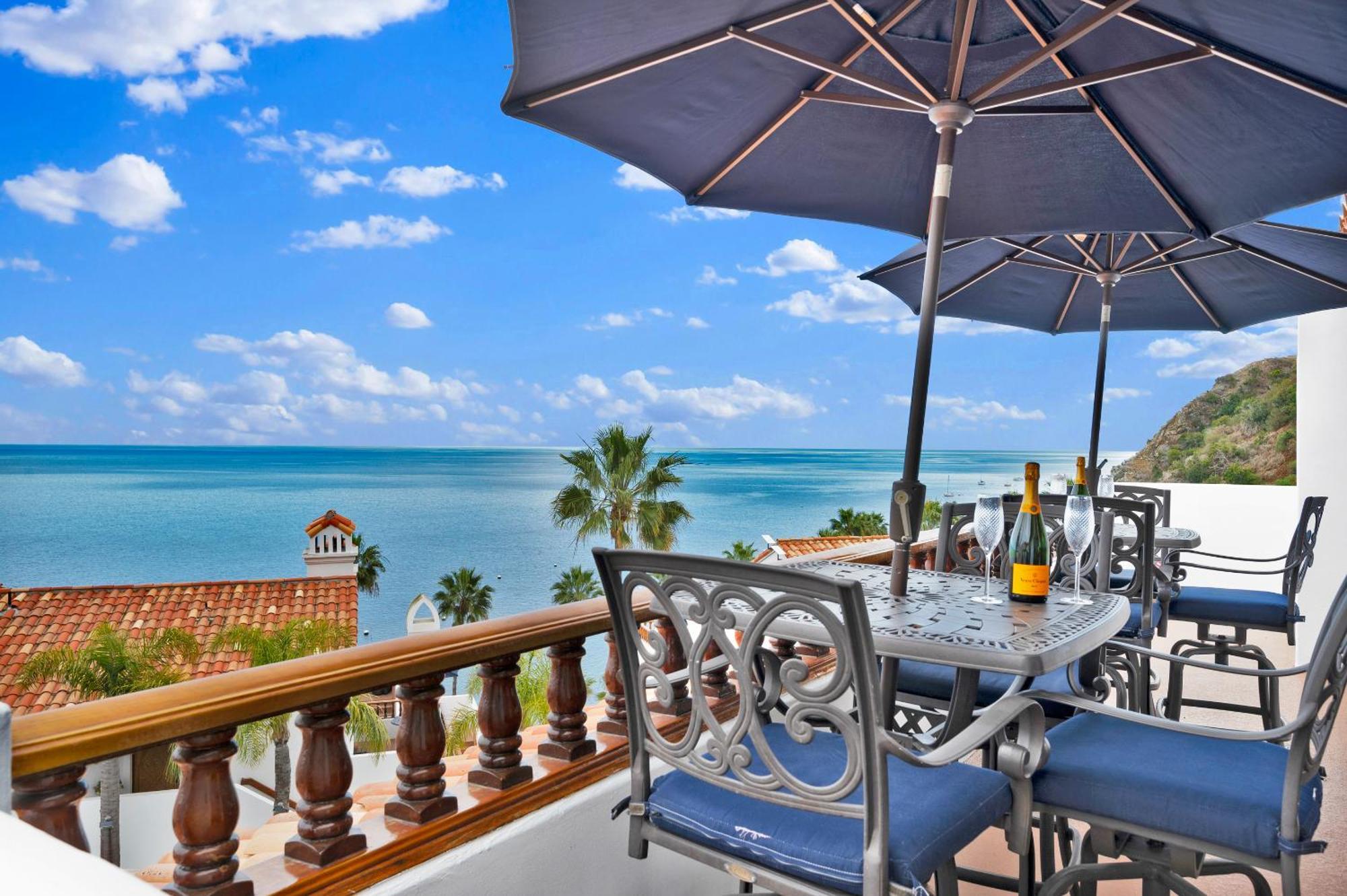Gorgeous Oceanfront Villa With Panoramic Views Avalon Luaran gambar