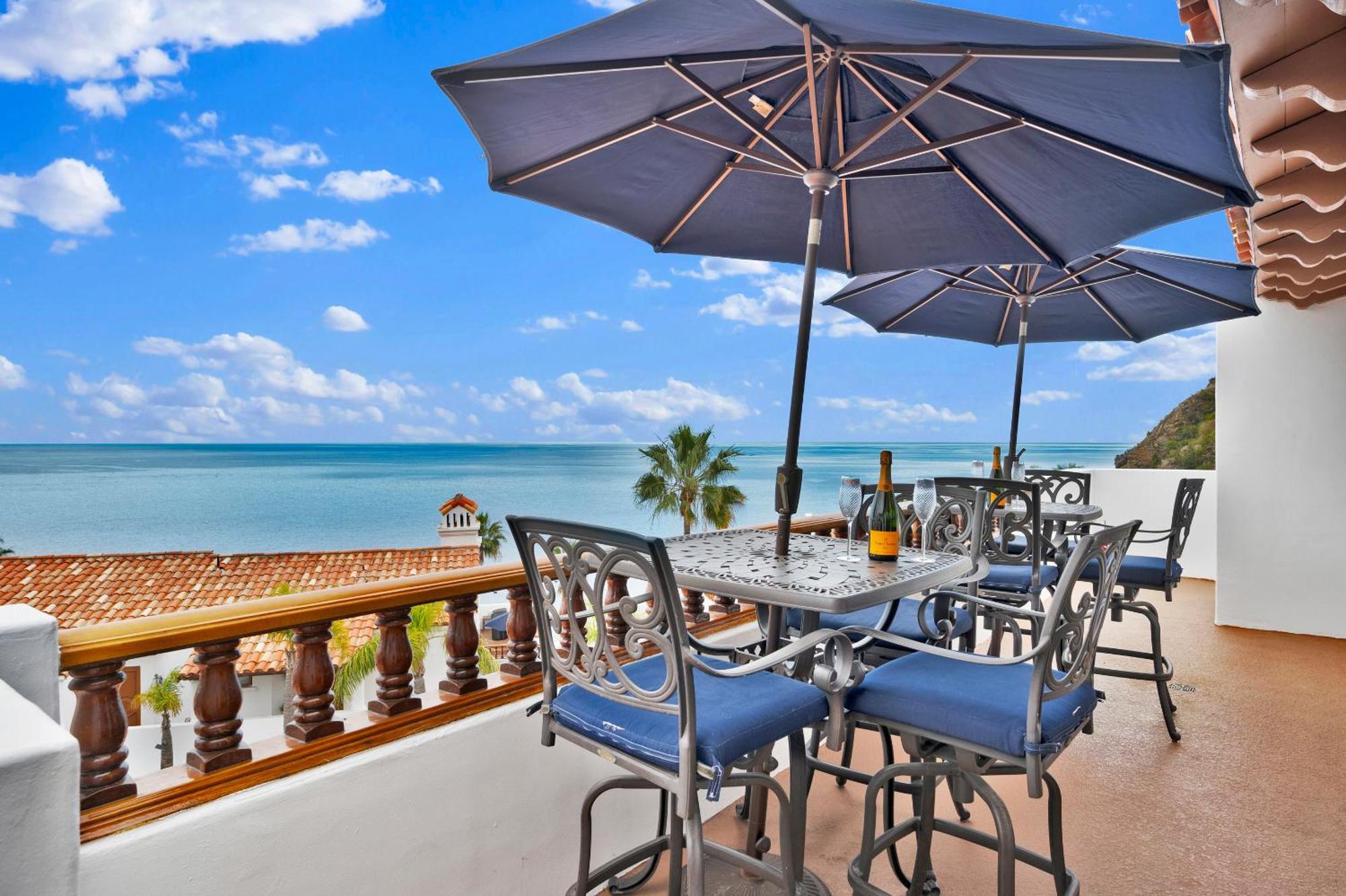 Gorgeous Oceanfront Villa With Panoramic Views Avalon Luaran gambar
